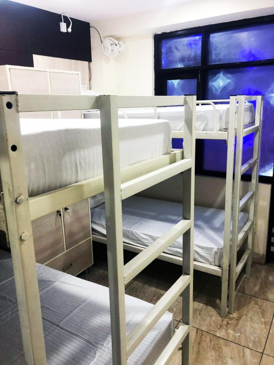 ניו דלהי Himalayan Hostel חדר תמונה